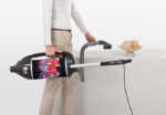 upright-vacuum-cleaner-carry-handle